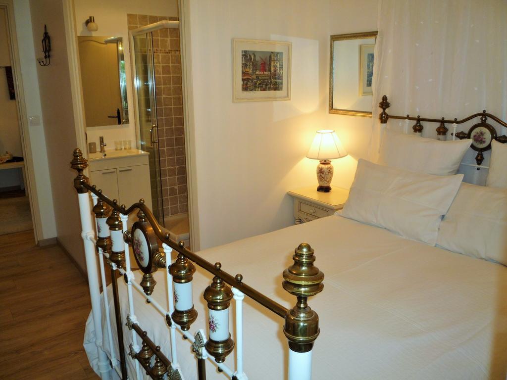 モンパジエ Chez Edell Bed & Breakfast 部屋 写真